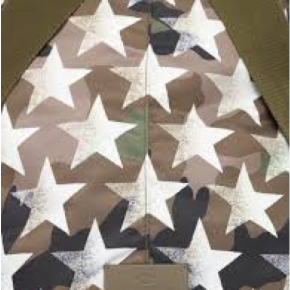 Valentino Camustars Nylon Backpack with Camouflage & Star Print - Picture 4 of 4